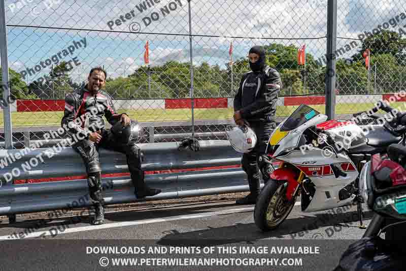 donington no limits trackday;donington park photographs;donington trackday photographs;no limits trackdays;peter wileman photography;trackday digital images;trackday photos